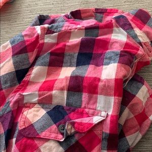 Long sleeve plaid shirt
